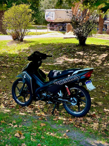 HONDA Wave S (Diseño 2021 con Laterales Honda)