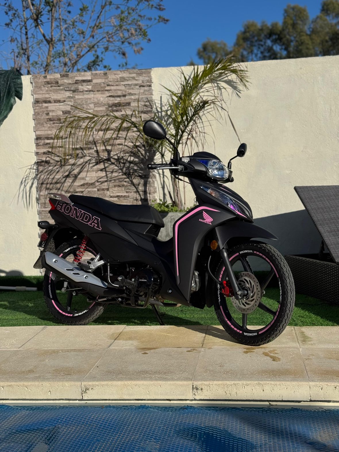 HONDA Wave S (Diseño 2021 con Laterales Honda)